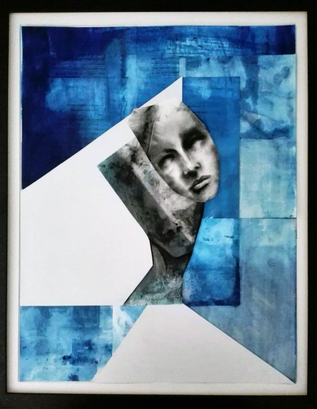 THE SECOND PHASE OF THE MOON Mixed media on paper  65X50 Framed